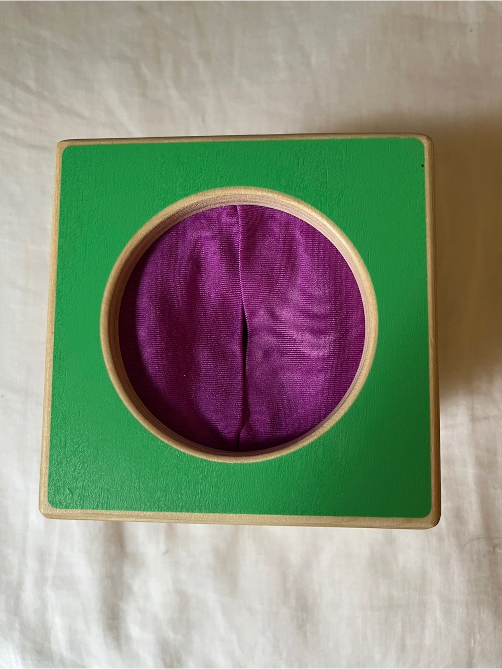 Lovevery Magic Tissue Box - Picture 4 of 6